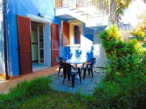 N157 - Numana, trilocale con giardino in centro
